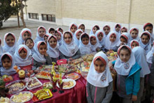 برگزاری جشن میوه‌های پاییزی در دبستان دخترانه حضرت مجتبی(ع)