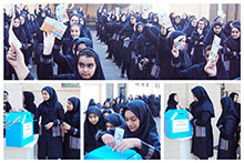 برگزاری جشن عاطفه‌ها در دبیرستان دخترانه دوره اول حضرت مجتبی(ع) 